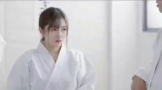 包含"成人"、"av"等关键词的内容